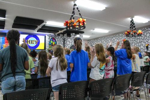 23vbs-day1-37