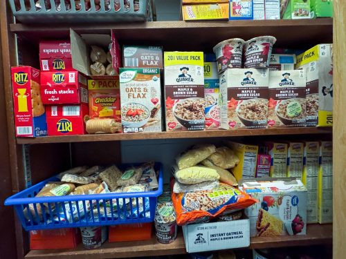 26-NEJS-Food-Pantry-07