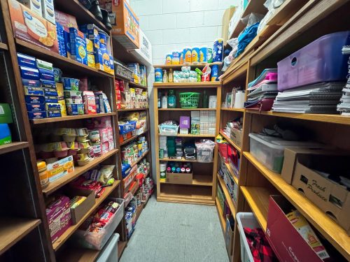 26-NEJS-Food-Pantry-09
