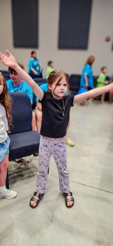 26-VBS-Day3-Gallery-079